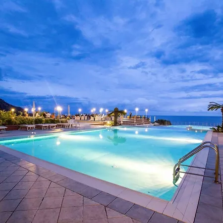 Club San Diego 3*