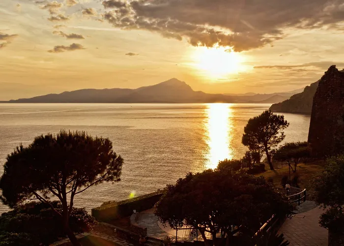 Club San Diego Hotel