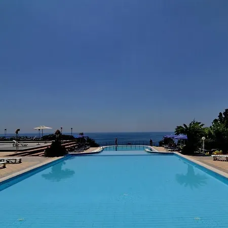 Club San Diego 3*